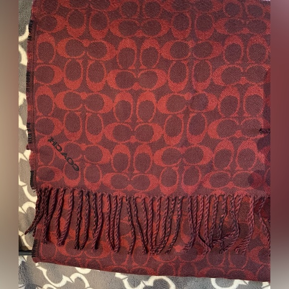 NWOT Coach reversible signature and plaid Burgundy and Black Scarf Unisex Warm - Picture 3 of 8